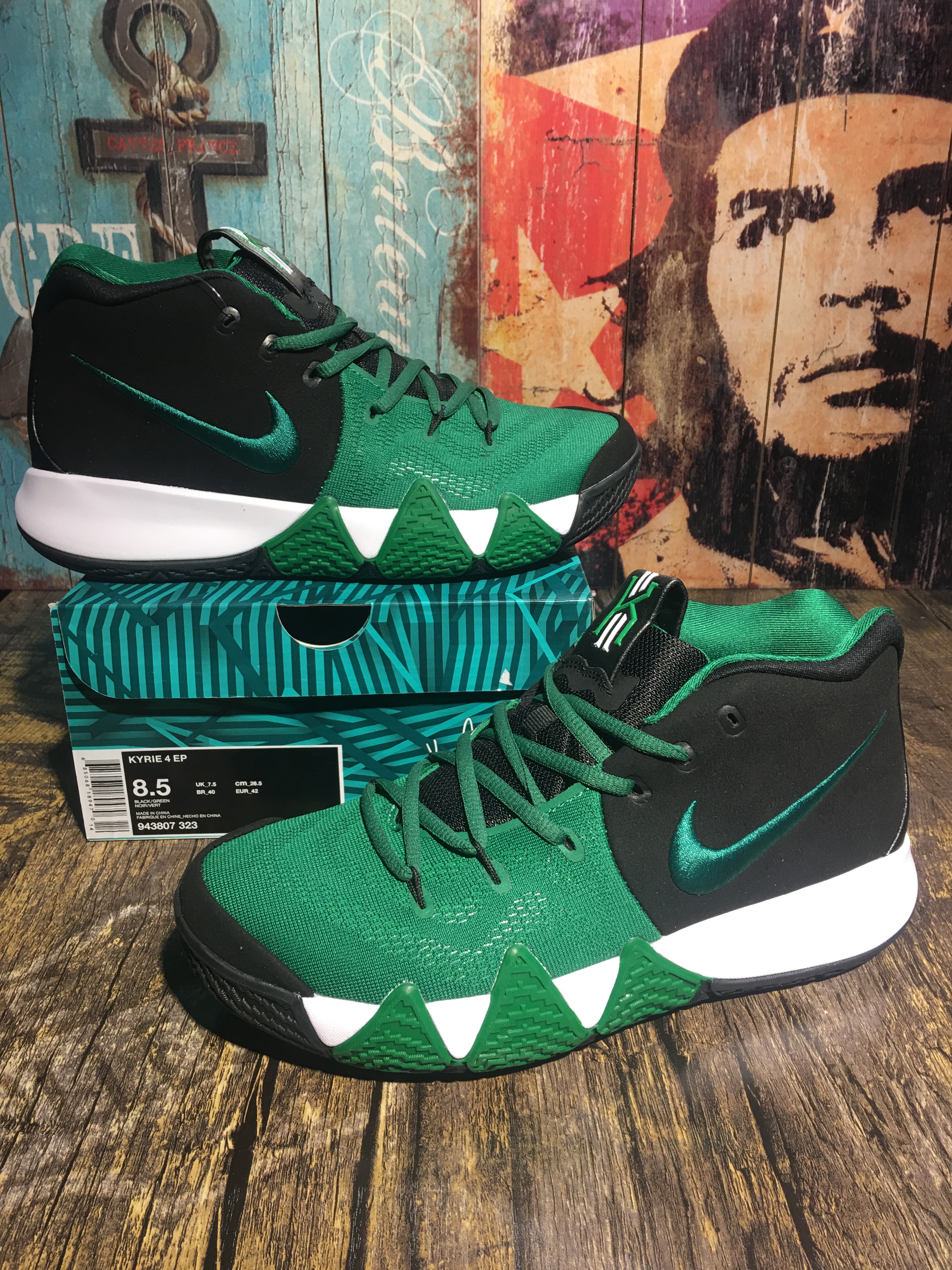 Men Nike Kyrie Irving 4 Green Black White Shoes